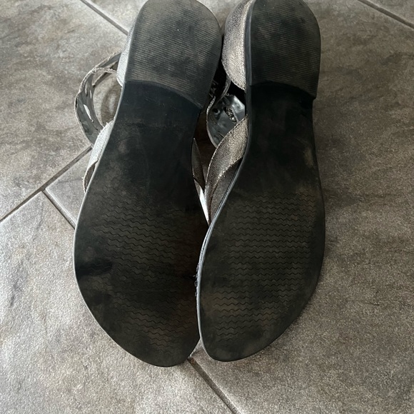 Greek Godess style sandals, super cute and perfect for summer! - Picture 4 of 5